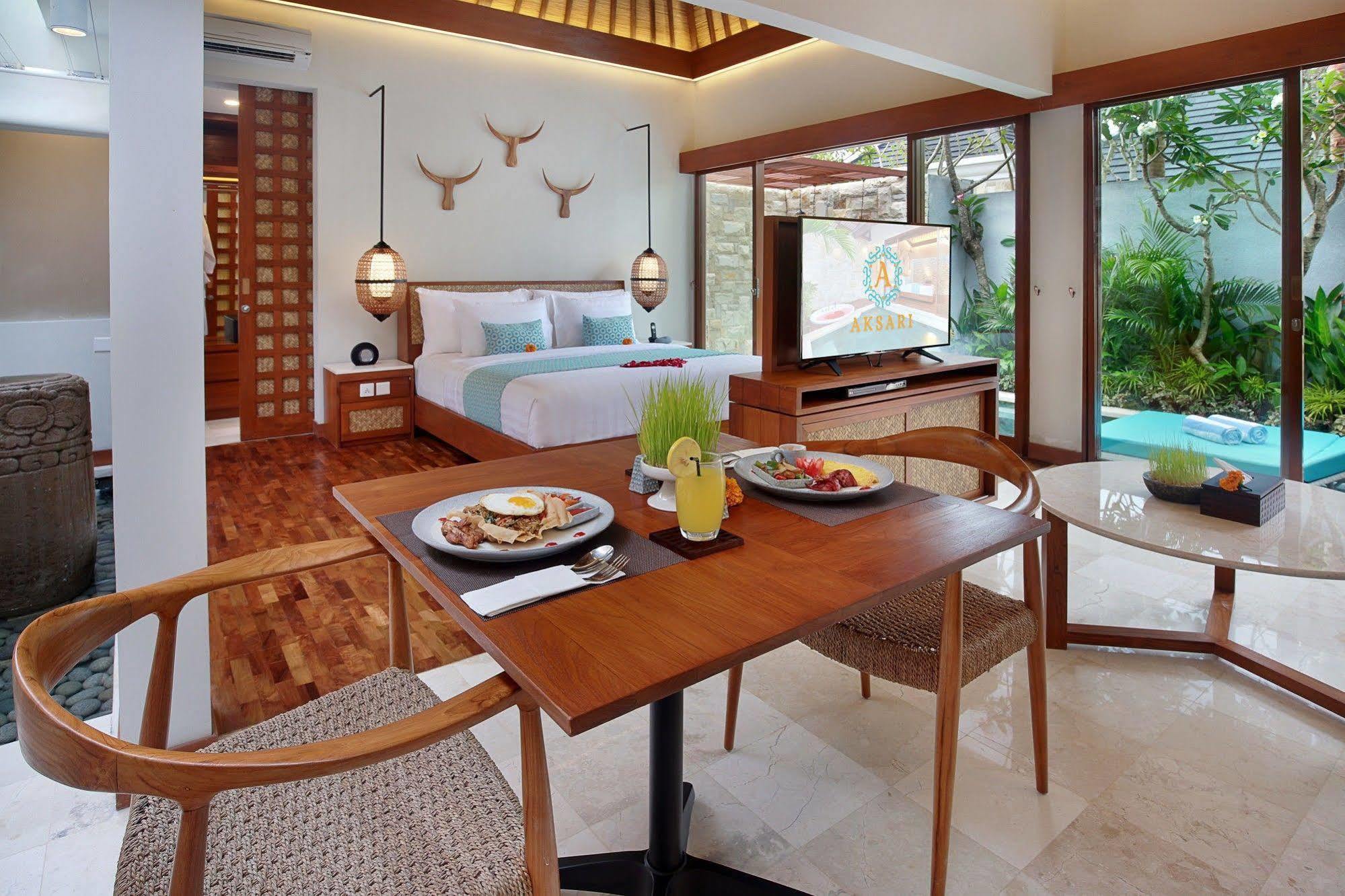 Aksari Villa Seminyak Exterior foto