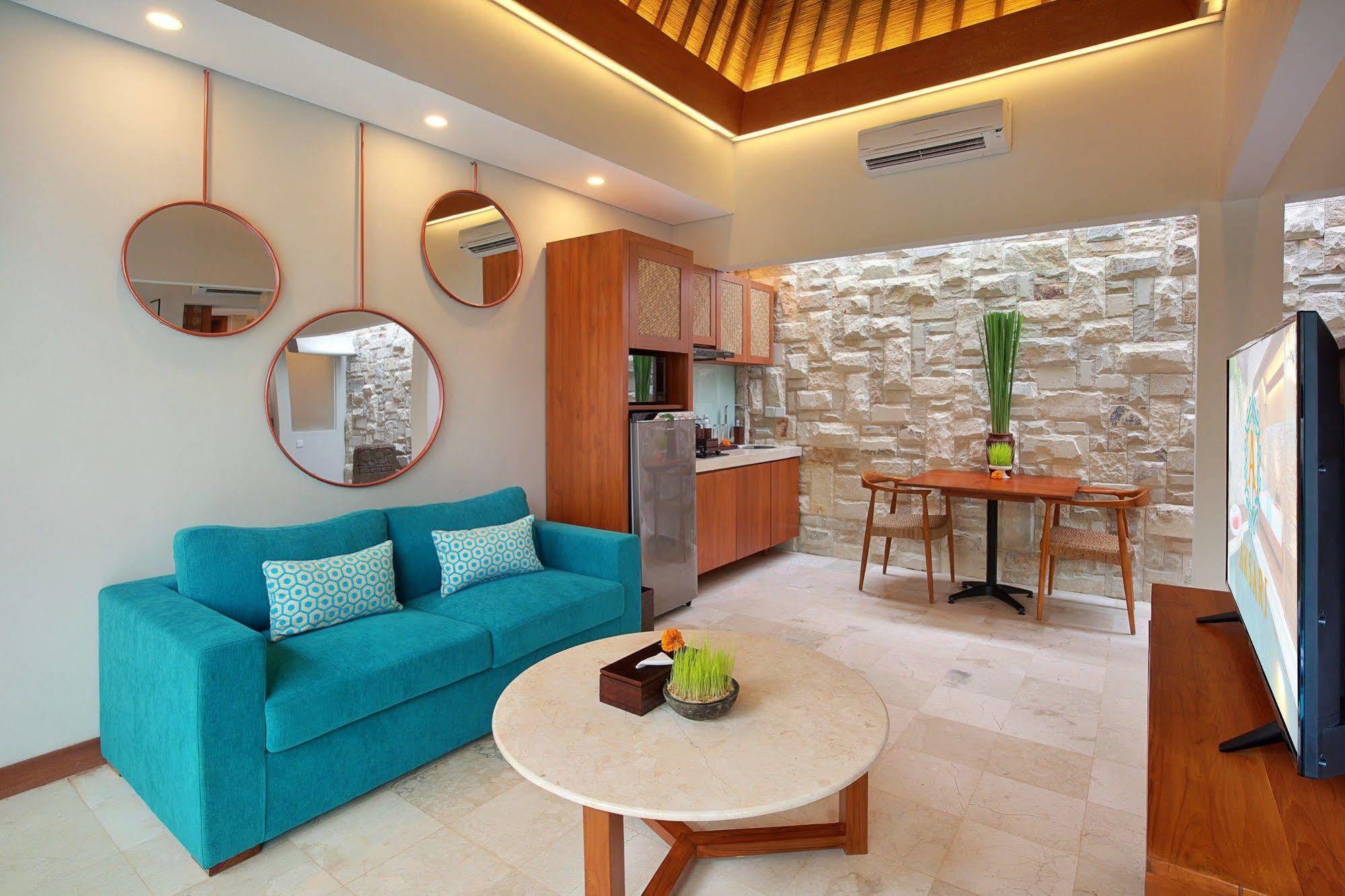 Aksari Villa Seminyak Exterior foto