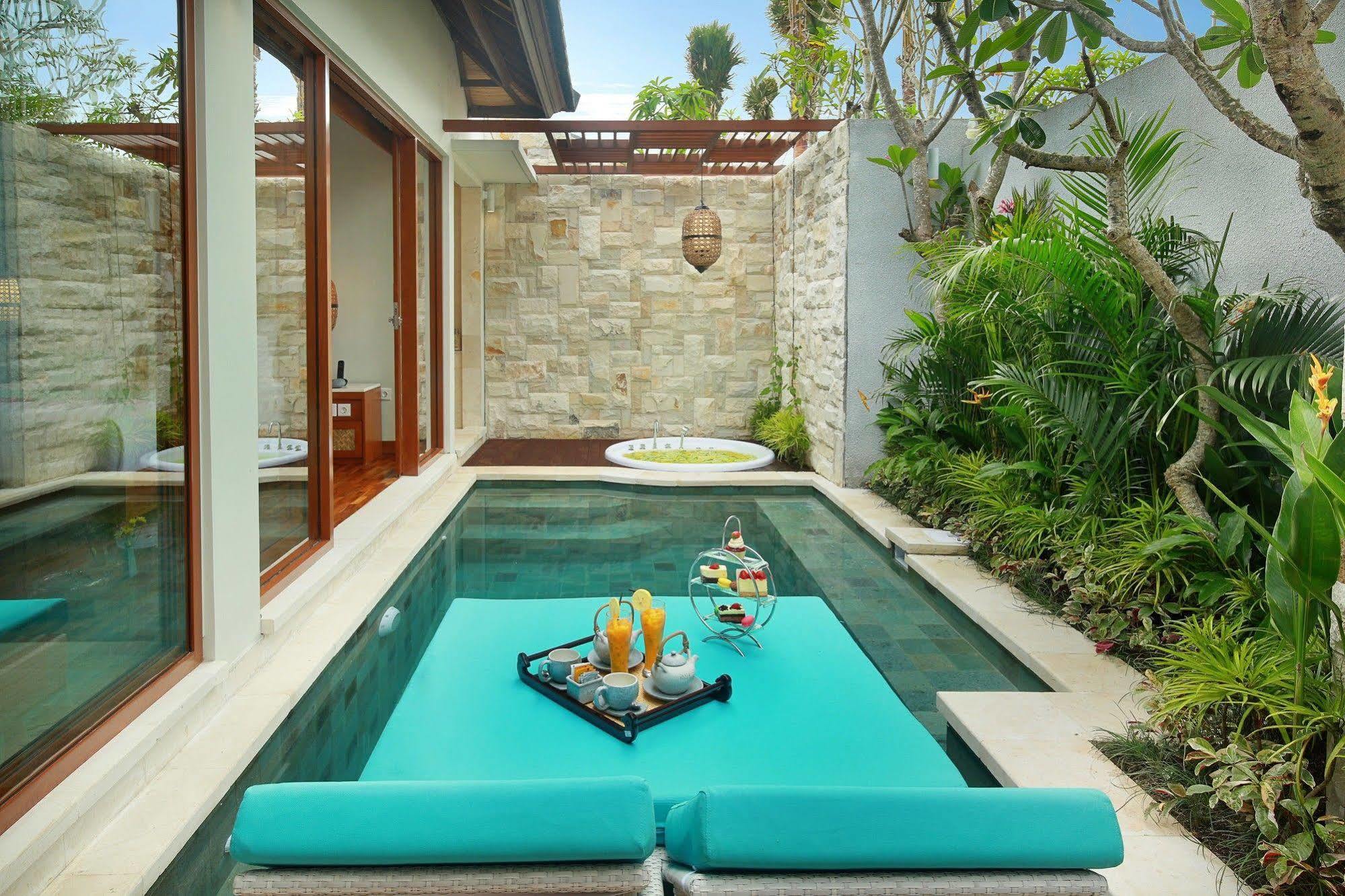 Aksari Villa Seminyak Exterior foto
